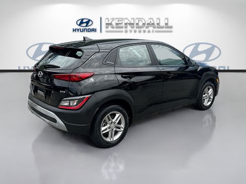 Used 2023 Hyundai Kona SE AWD/4WD image 6