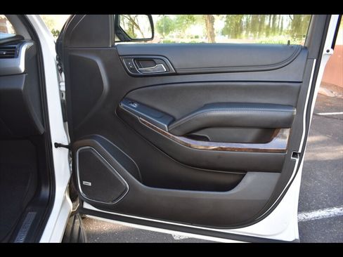 Used 2019 Chevrolet Tahoe LT RWD image 38