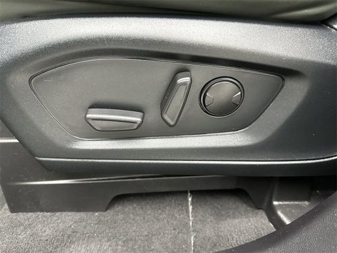 Used 2022 Ford Explorer Timberline image 12