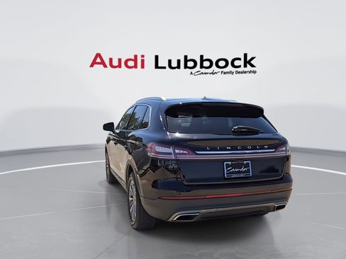 Used 2022 Lincoln Nautilus FWD w/ Premium Package image 7