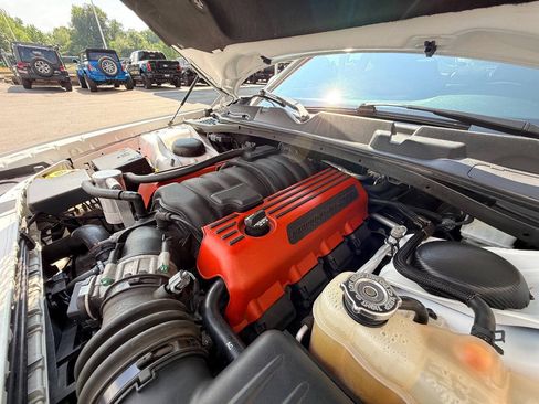 Used 2019 Dodge Challenger R/T Scat Pack RWD image 40