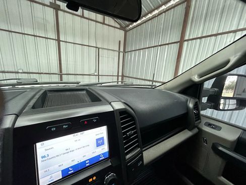 Used 2022 Ford F250 XL w/ Power Equipment Group image 18