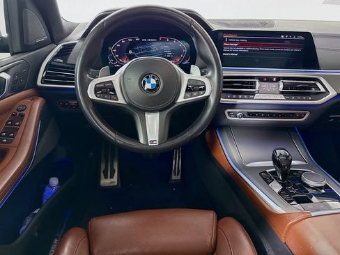 Used 2021 BMW X5 M50i AWD/4WD image 25