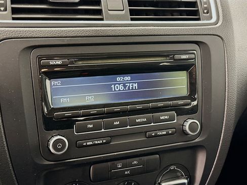 Used 2013 Volkswagen Jetta SE image 21