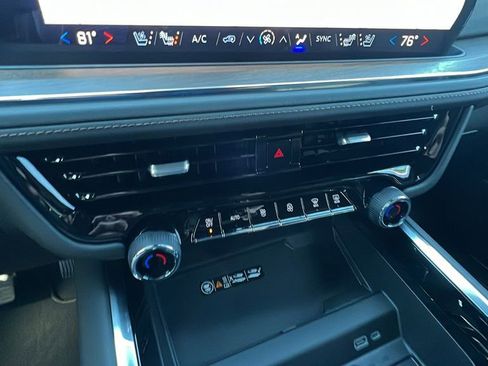 New 2026 Chevrolet Suburban High Country w/ Sun And Tow Package image 24