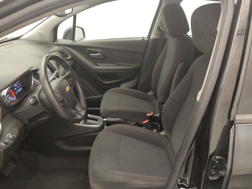 Used 2021 Chevrolet Trax LS FWD image 17
