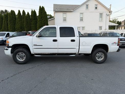Used 2005 GMC Sierra 2500 SLE w/ Heavy-Duty Power Package AWD/4WD image 4