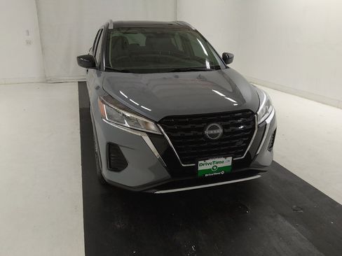 Used 2023 Nissan Kicks SV FWD image 14
