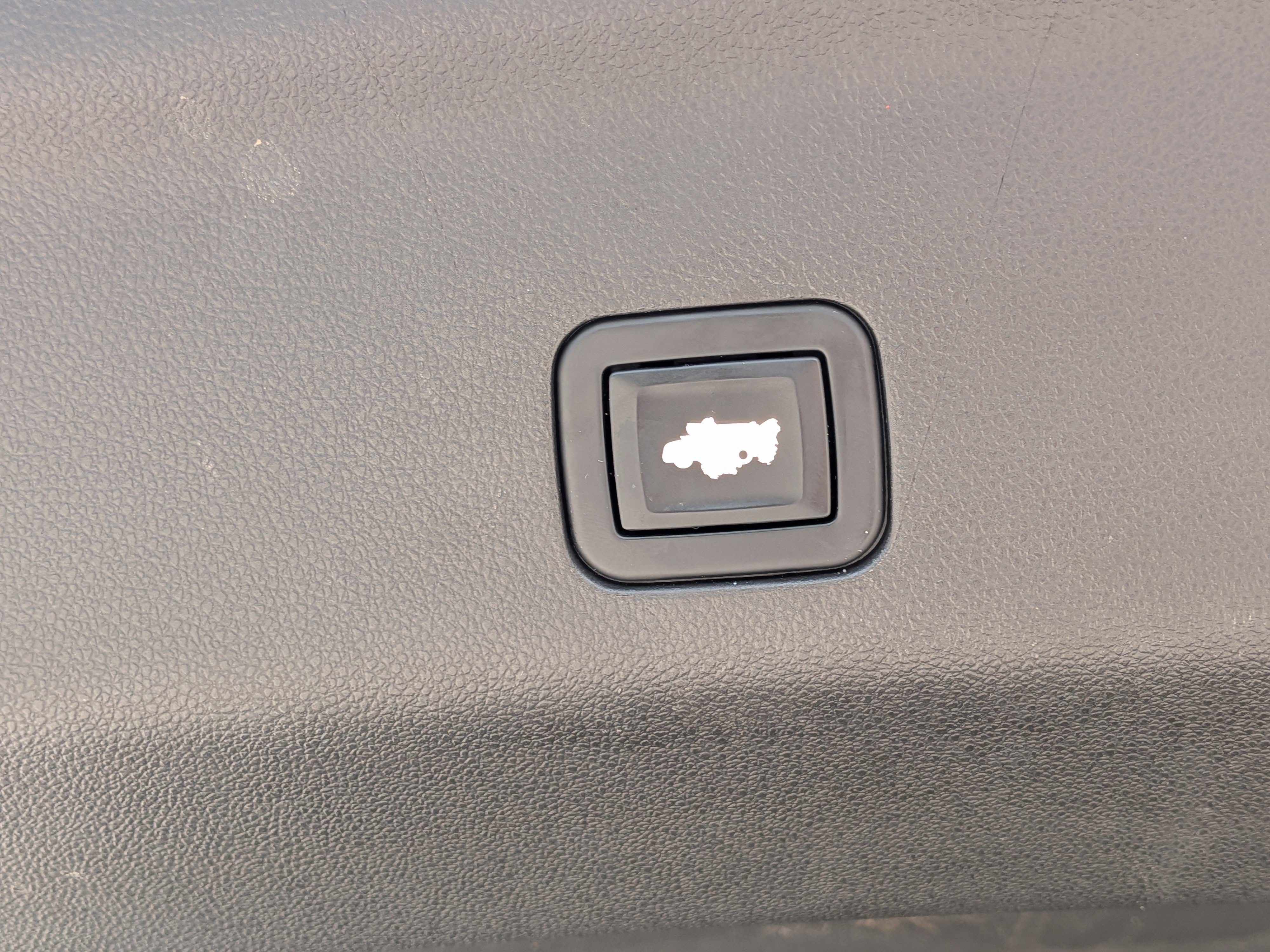 Used 2022 Chevrolet Tahoe RST w/ Luxury Package RWD image 14