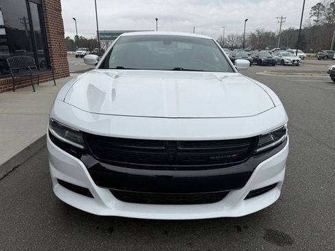Used 2017 Dodge Charger R/T image 9