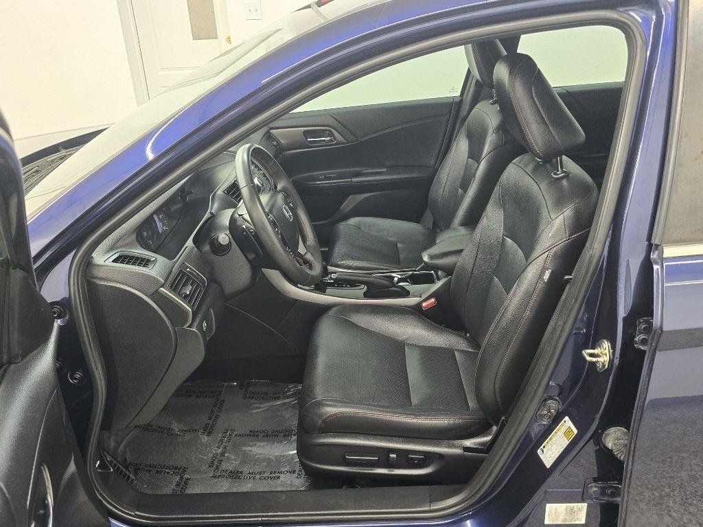 Used 2017 Honda Accord Sport Special Edition image 12