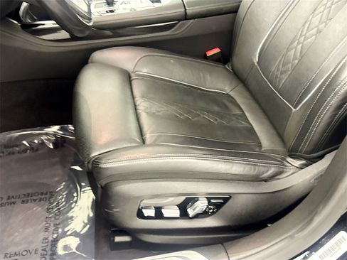 Used 2019 BMW 750i 750i image 18