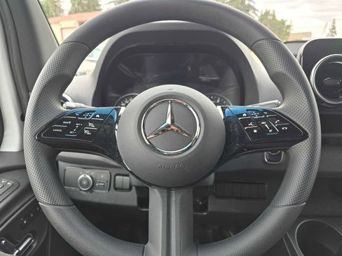 Used 2026 Mercedes-Benz Sprinter 2500 image 26