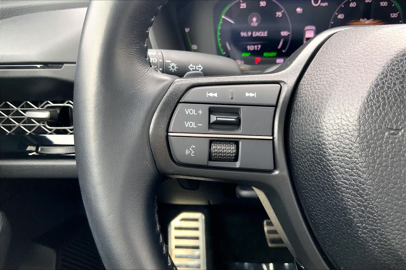 Used 2025 Honda Accord Sport image 21