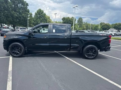 Used 2024 Chevrolet Silverado 1500 Custom AWD/4WD image 9