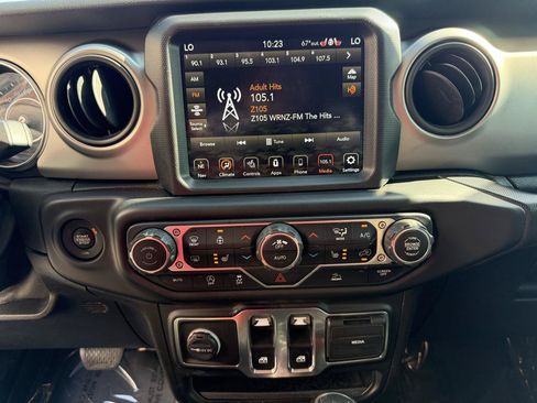 Used 2021 Jeep Wrangler Sport AWD/4WD image 24