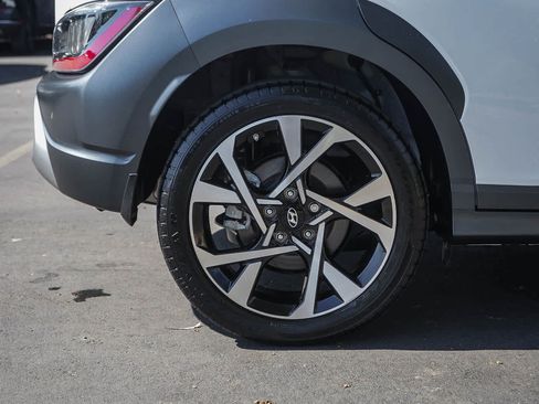 Used 2023 Hyundai Kona Limited AWD/4WD image 8