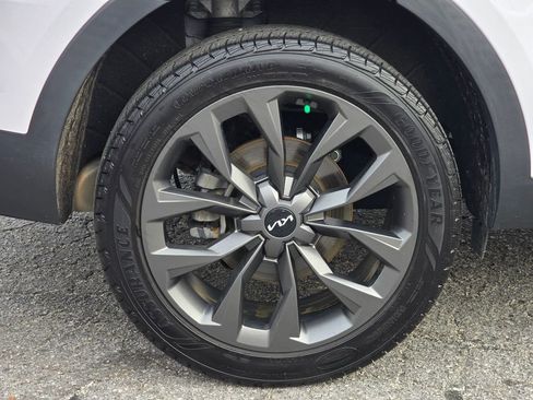 Used 2023 Kia Sorento SX Prestige image 24