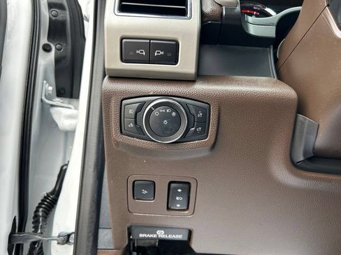 Used 2022 Ford F250 King Ranch w/ Chrome Package AWD/4WD image 23