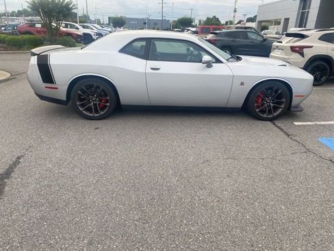 Used 2021 Dodge Challenger R/T Scat Pack w/ Plus Package RWD image 9