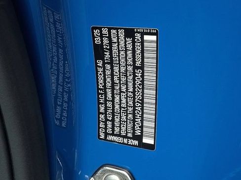 Certified 2025 Porsche 911 Carrera S RWD image 31