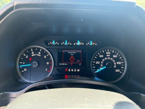 Used 2019 Ford F150 XLT w/ Equipment Group 302A Luxury AWD/4WD image 27