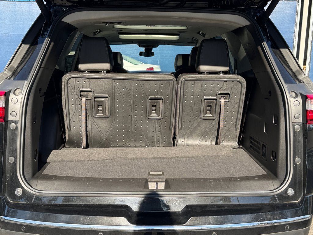 Used 2020 Chevrolet Traverse Premier AWD/4WD image 23