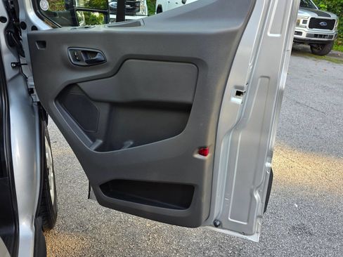 Used 2021 Ford Transit 350 XLT RWD image 30