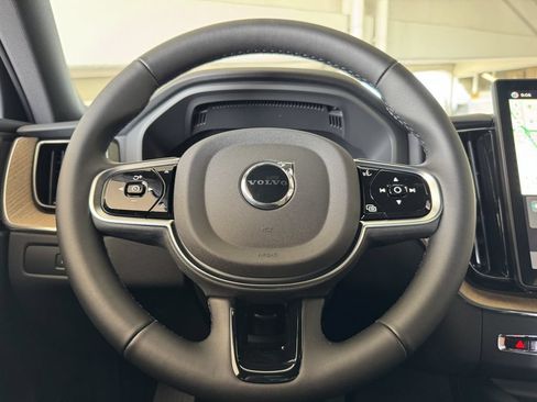 New 2026 Volvo XC60 T8 Plus w/ Protection Package Premier AWD/4WD image 22
