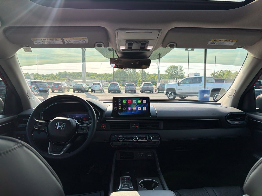 Used 2023 Honda Pilot Elite image 18