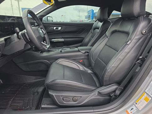 Used 2024 Ford Mustang GT Premium image 10