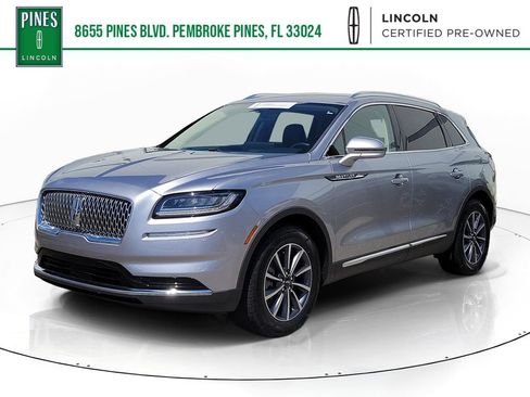 Certified 2022 Lincoln Nautilus FWD image 1