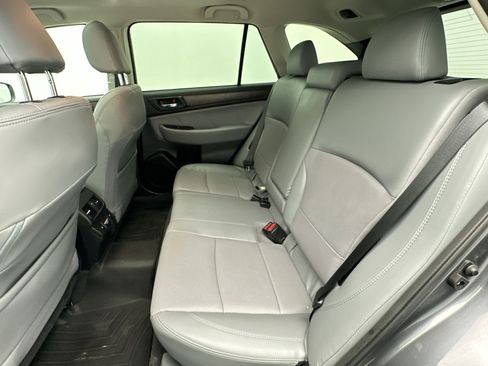 Used 2018 Subaru Outback 2.5i Limited image 26