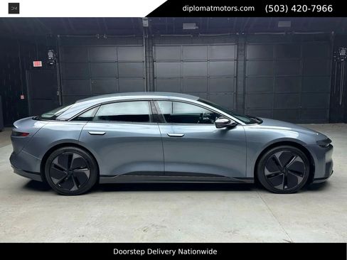 Used 2024 Lucid Air Touring AWD/4WD image 7