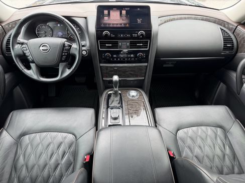 Used 2024 Nissan Armada Platinum w/ Captain's Chairs Package AWD/4WD image 10