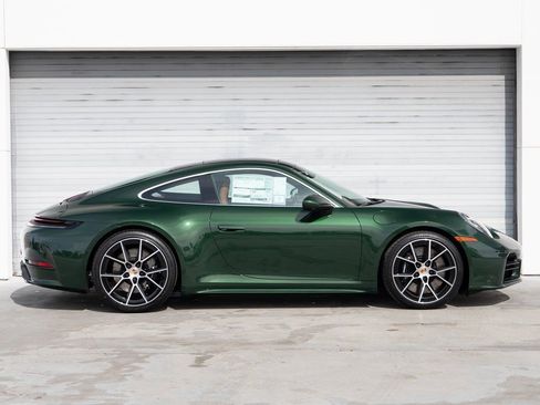 New 2026 Porsche 911 Carrera 4S image 8