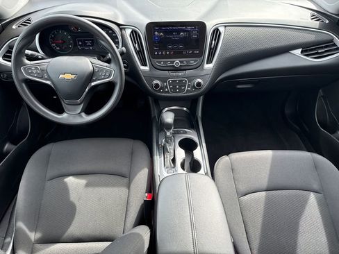 Used 2024 Chevrolet Malibu LT FWD image 11