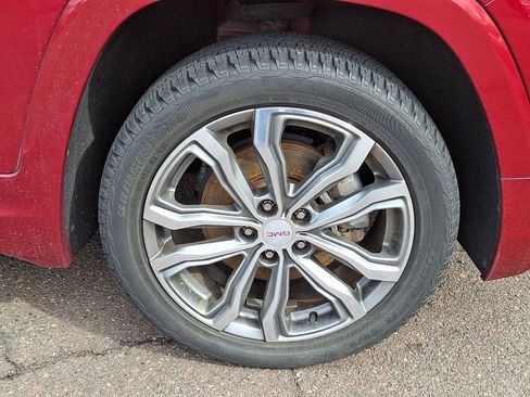 Used 2018 GMC Terrain Denali w/ Advanced Safety Package image 8