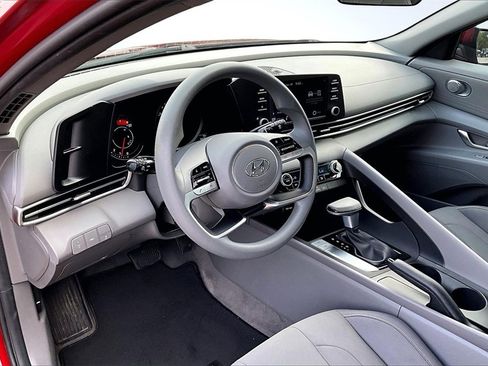 Used 2021 Hyundai Elantra SEL w/ Cargo Package image 14