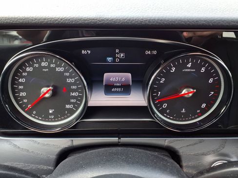 Used 2019 Mercedes-Benz E 450 4MATIC Sedan image 33