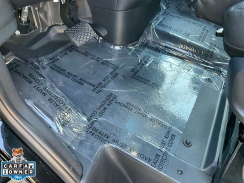 Used 2024 Mercedes-Benz Sprinter 2500 image 17