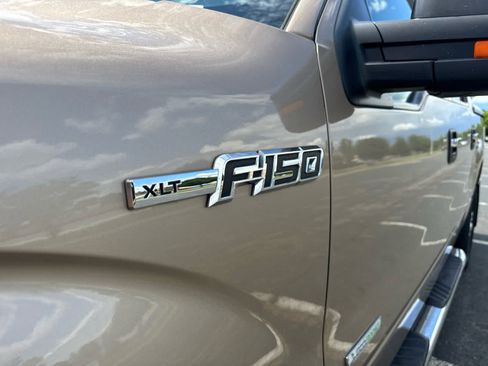 Used 2014 Ford F150 XLT w/ Equipment Group 302A Luxury AWD/4WD image 4