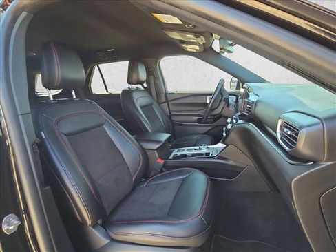 Used 2023 Ford Explorer ST-Line w/ Class IV Trailer Tow Package image 22