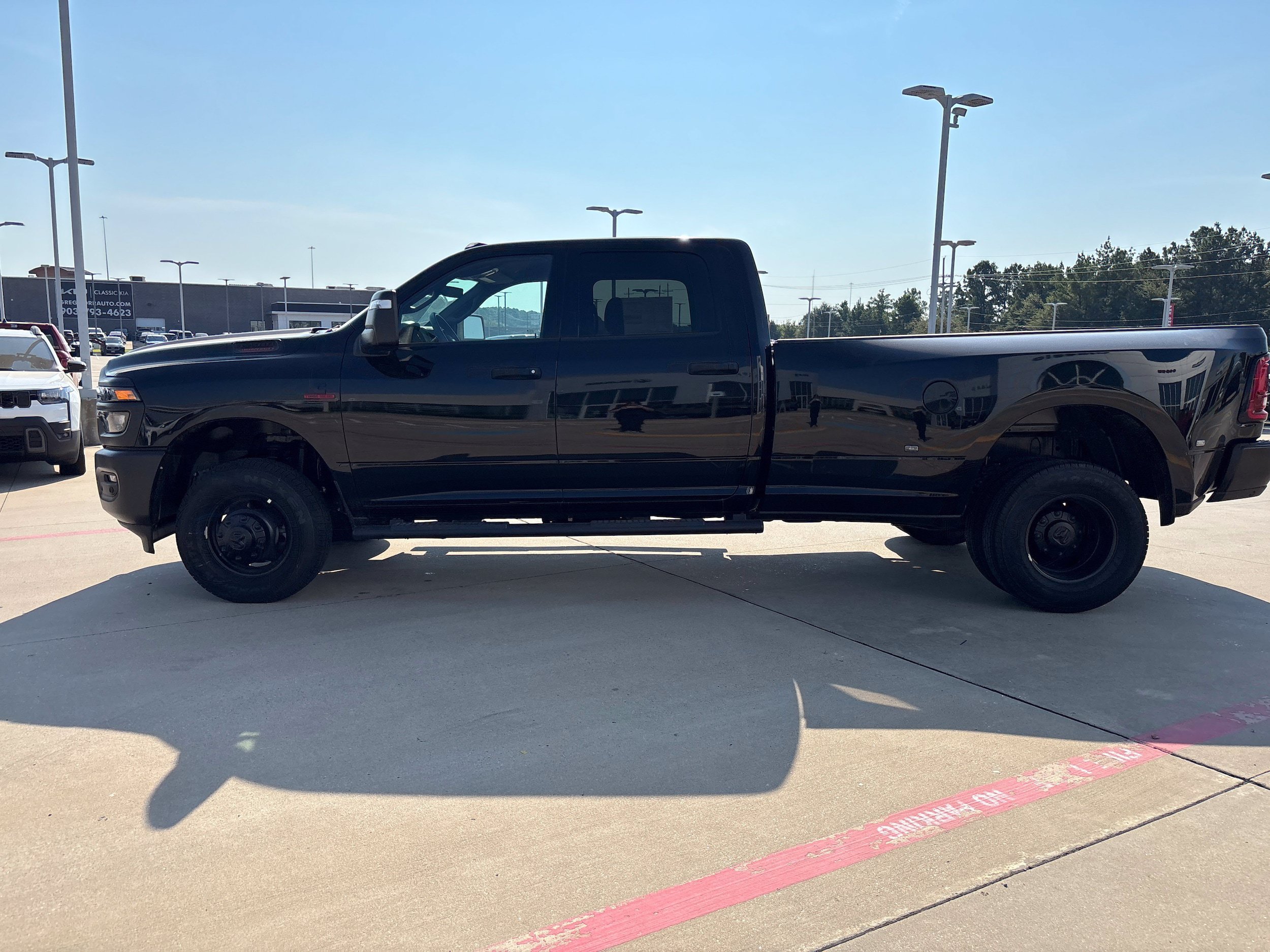 New 2026 RAM 3500 Tradesman AWD/4WD image 5