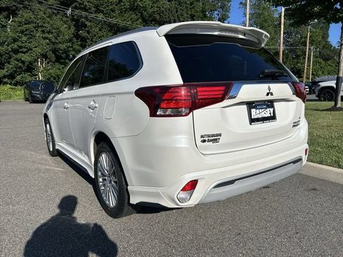 Used 2019 Mitsubishi Outlander SEL AWD/4WD image 6