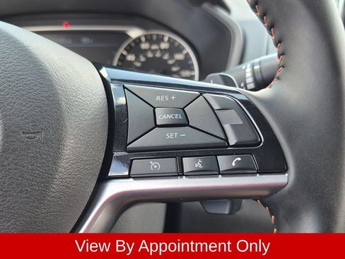 Used 2025 Nissan Altima 2.5 SR FWD image 16