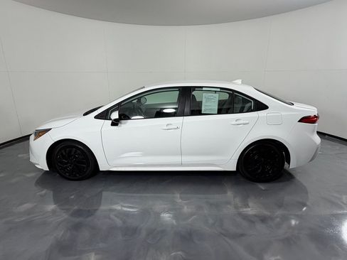 Used 2023 Toyota Corolla LE FWD image 8