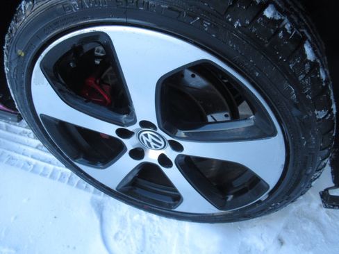 Used 2020 Volkswagen Golf 4-Door image 13