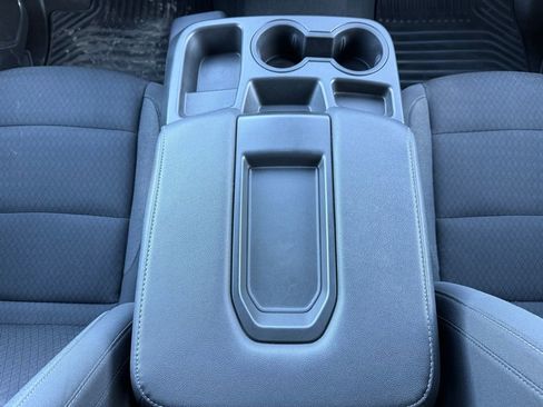 Used 2022 Chevrolet Silverado 1500 LT image 36