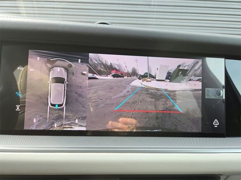 New 2026 Porsche Cayenne S image 12